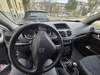 PEUGEOT 207 1.4 Urban