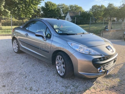 PEUGEOT 207 CC 1.6 THP Feline