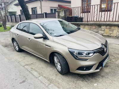 RENAULT MEGANE GrandCoupé 1.6 SCe Limited