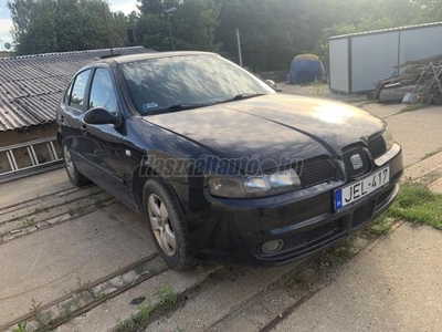 SEAT LEON 1.6 16V Stella