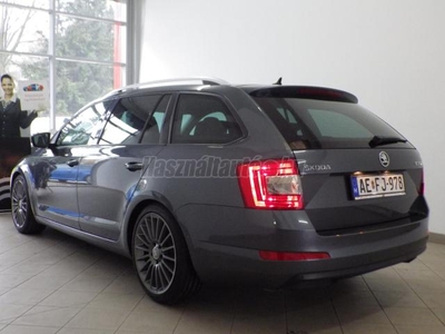 SKODA OCTAVIA Combi 2.0 CR TDI Style Euro 6 Sportline