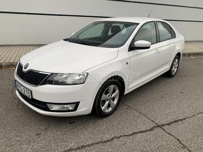 SKODA RAPID 1.6 CR TDI Ambition Mo-i.Szkönyv