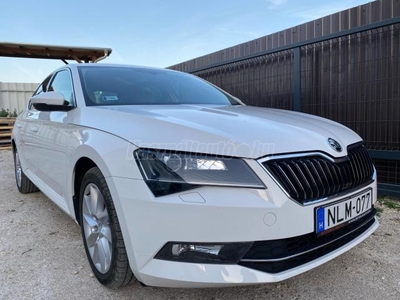 SKODA SUPERB 2.0 TDi SCR Style VAJ BELSŐ. MAGYAR. VALÓS KM. AZONNAL ELVIHETŐ!