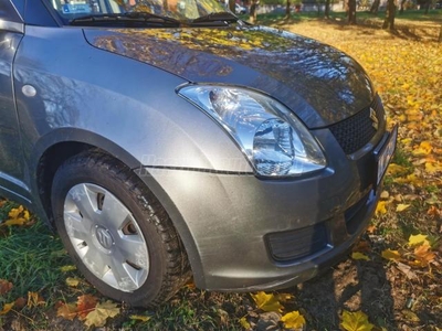 SUZUKI SWIFT 1.3 GC AC