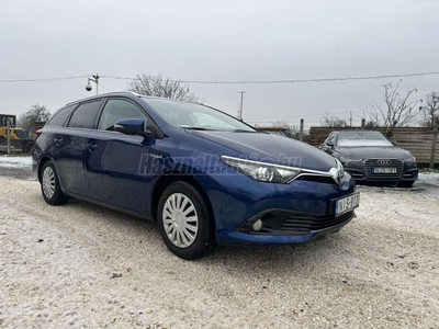 TOYOTA AURIS 1.8 HSD Executive (Automata) MAGYARORSZÁGI 1 TULAJOS!!