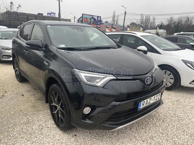 TOYOTA RAV 4 Rav4 2.5 Hybrid Executive 2WD e-CVT ÁFÁS! Magyarországi! 1. tulajdonostól! Végig szervizelt!