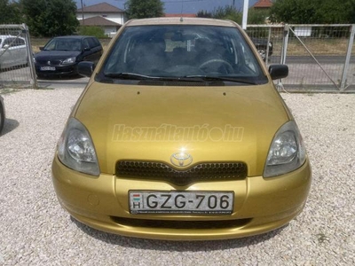 TOYOTA YARIS 1.0 Linea Sol