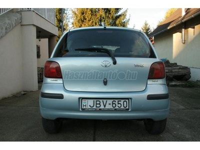 TOYOTA YARIS 1.0 Linea Terra