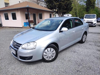 VOLKSWAGEN JETTA 1.9 PD TDI Comfortline