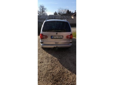 VOLKSWAGEN SHARAN 1.9 PD TDI Trendline