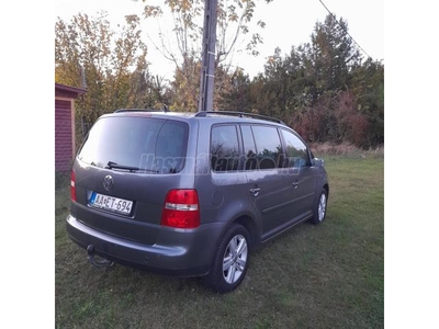 VOLKSWAGEN TOURAN 1.4 TSi Trendline