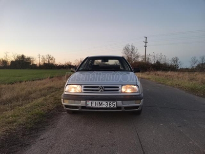 VOLKSWAGEN VENTO 1.4 CL 1.4 KAT