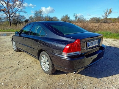 VOLVO S60 2.4 (Automata)