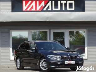 BMW 520d Touring (Automata) 126eKM-Adaptive'LED...