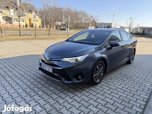 Toyota Avensis 2.0 D-4D Executive