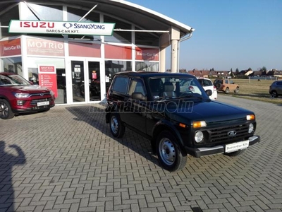 LADA NIVA 4x4 1.7 Classic ELŐZETES EGYETETÉS SZÜKSÉGES ÁFÁS ! 2 SZEM.TGK.TÉLI-NYÁRI GUMI.1.TULAJD.M.O.-I.