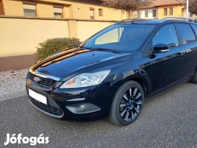 Ford Focus 1.6 Fresh Black Magic Rozsdamentes