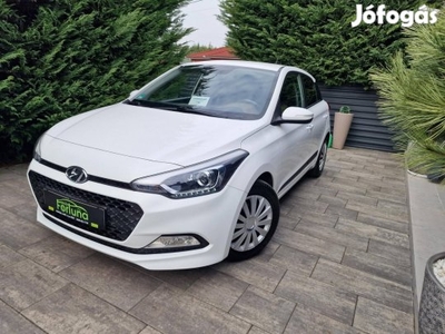 Hyundai I20 Active 1.4i MPi LED Egygazdás Karam...