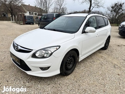 Hyundai I30 i30u CW 1.6 CRDi HP Style (Automata)