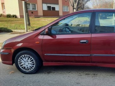 Nissan Almera Tinó dízel