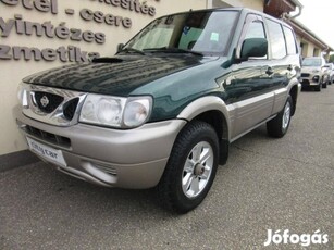 Nissan Terrano II 2.7 TDI Comfort 7 Személy. Kl...