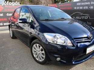 Toyota Auris 1.6 Luna /Navigáció/Vonóhorog/Ülés...