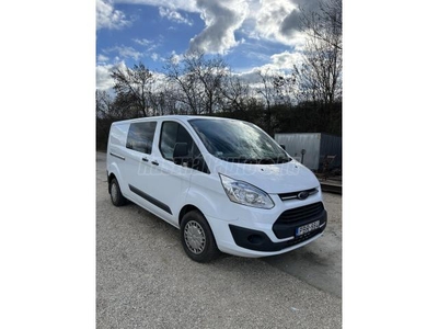 FORD TRANSIT Tourneo Custom 2.2 TDCi 300 SWB Ambiente