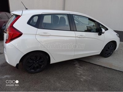 HONDA JAZZ 1.3 Trend