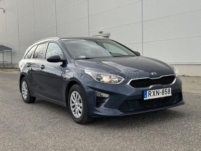 KIA CEE'D Ceed 1.4 T-GDI Silver