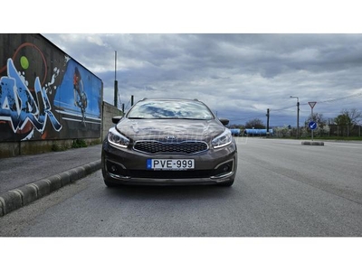 KIA CEE'D SW 1.6 GDI Silver