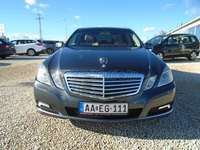 MERCEDES-BENZ E 350 CDI BlueEFFICIENCY Elegance (Automata) XENON-NAVI-BŐR