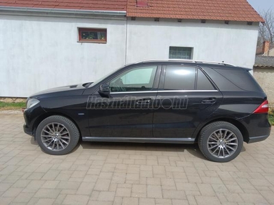 MERCEDES-BENZ ML 350 BlueTEC (Automata)