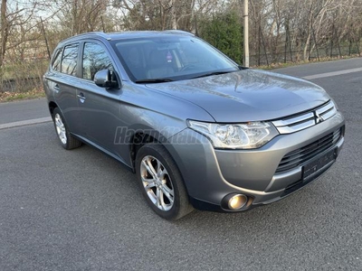 MITSUBISHI OUTLANDER 2.2 DI-D Intense Plus 4WD 7 SZEMÉLYES-NAVI-T.KAMERA-BŐR-VONÓHOROG