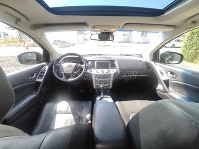 NISSAN MURANO 2.5 dCi Premium (Automata) 143.960-KM. PANORÁMA TETŐ.BŐR.MEM.ÜLÉS. 1 ÉV GARANCIA. ÚJ T.GUMIK