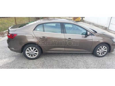 RENAULT MEGANE 1.6 SCe Intens