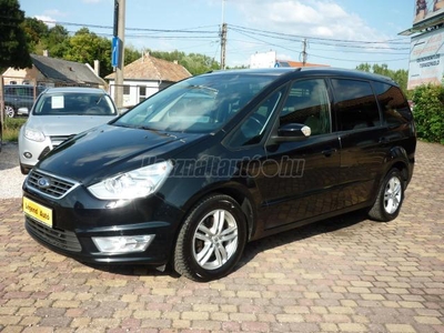 FORD GALAXY 2.0 TDCi Business Powershift [7 személy] / Xenon / Napfénytető / Ülésfűtés /Vonóhorog