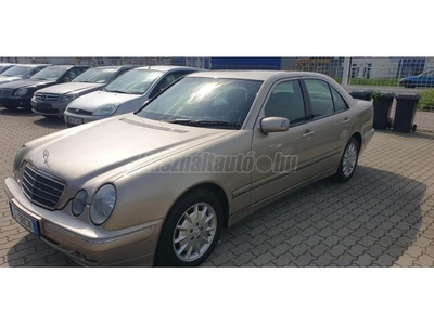 MERCEDES-BENZ E 270 CDI Elegance (Automata) Spanyol rozsdamentes megkimélt