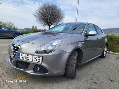 ALFA ROMEO GIULIETTA 2.0 JTDM-2 Distinctive