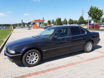 BMW 735i (Automata)