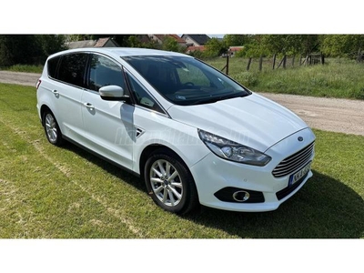 FORD S-MAX 2.0 TDCi Titanium Powershift