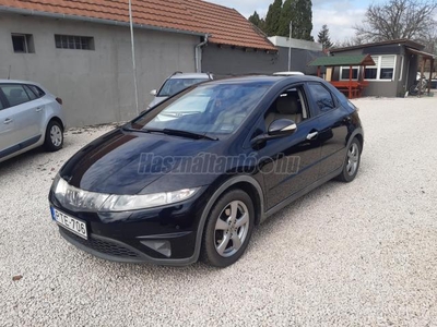 HONDA CIVIC 1.4 Sport Elsö-hátso radar! Bör! 4 elablak!