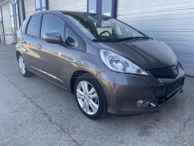 HONDA JAZZ 1.4 Elegance Becsületesnepper