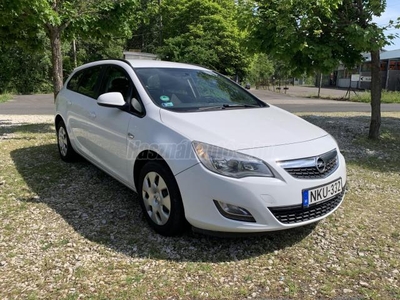 OPEL ASTRA J Sports Tourer 1.7 CDTI Cosmo Friss komplett kuplungcsere GARANCIÁval!Valós km!!