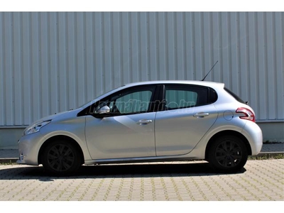 PEUGEOT 208 1.6 BlueHDi Allure