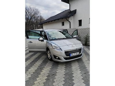 PEUGEOT 5008 1.6 e-HDi Allure 2TR