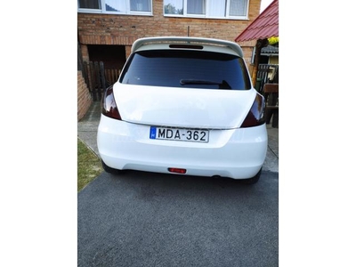 SUZUKI SWIFT 1.2 GLX AC ESP