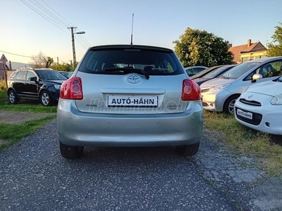 TOYOTA AURIS 2.0 D-4D Sol 123000KM DIGITKLIMA TOLATÓRADAR