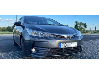 TOYOTA COROLLA Sedan 1.6 Active Comfort 50th Anniversary