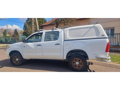 TOYOTA HI LUX Hilux 2.5 D-4D 4x4 Double Comfort