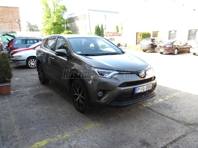 TOYOTA RAV 4 Rav4 2.0 D-4D Active 2WD